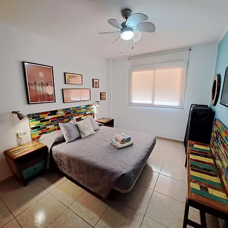 Casa Mamu, Terrace, Wifi And Air Con شقة