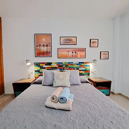 Casa Mamu, Terrace, Wifi And Air Con شقة *